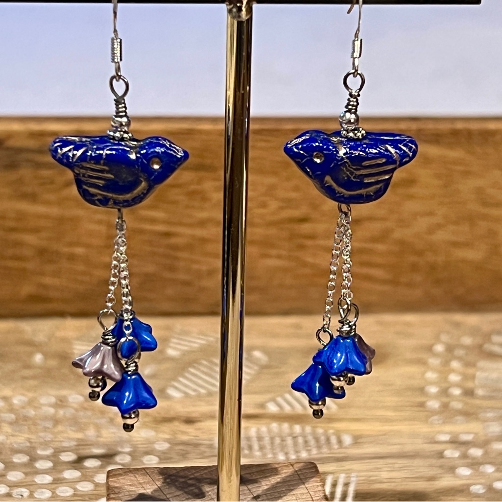 New Charming Czech Blue Bird With Silver Wash Dangle Flower Earrings 16$